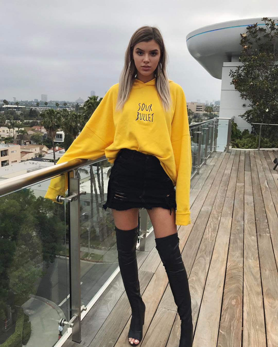 Alissa violet 3 фигура, волосы, тело, грудь, ноги, руки