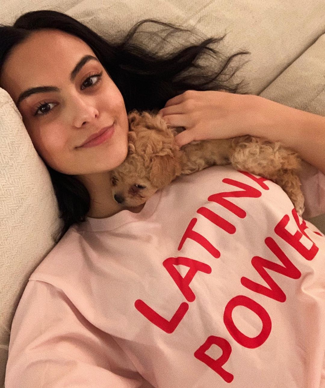 Camila mendes 27 фигура, волосы, тело, грудь, ноги, руки