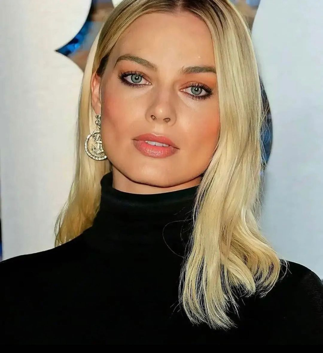 Margot robbie 13 фигура, волосы, тело, грудь, ноги, руки